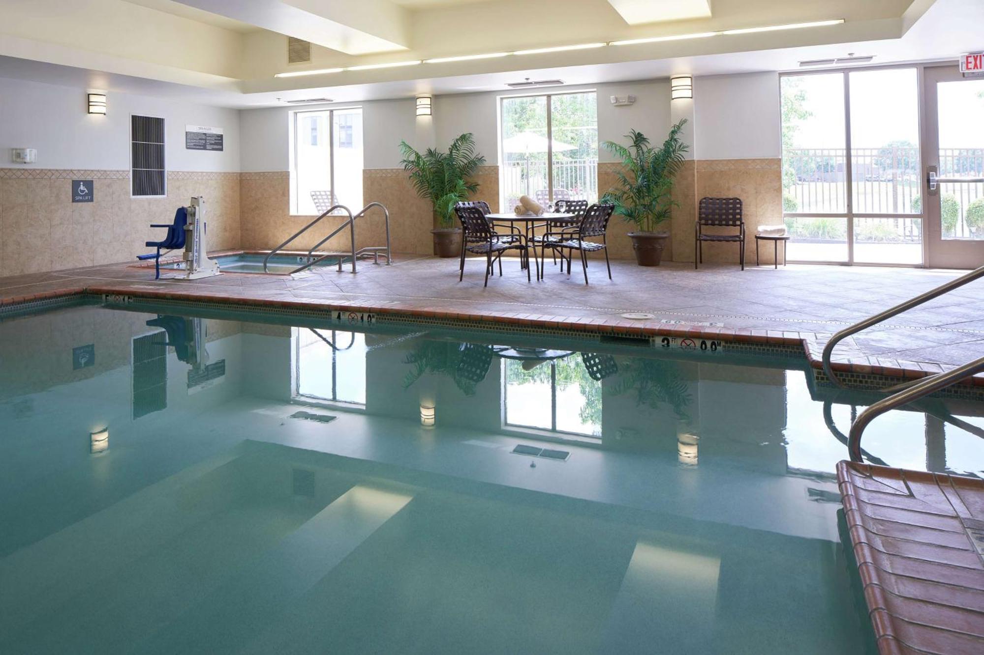 Hilton Garden Inn Evansville Dış mekan fotoğraf